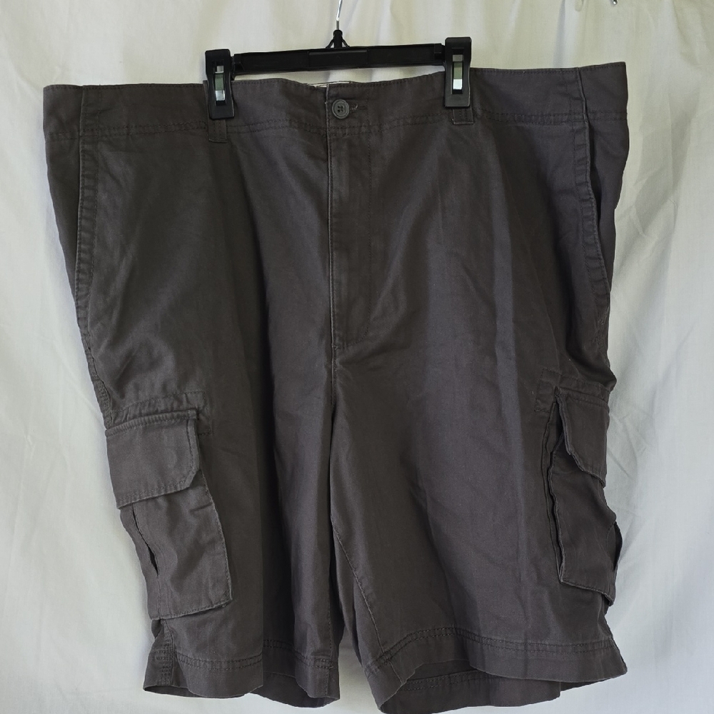 Men's Cargo Shorts in Dark Gray - Casual Utility Style